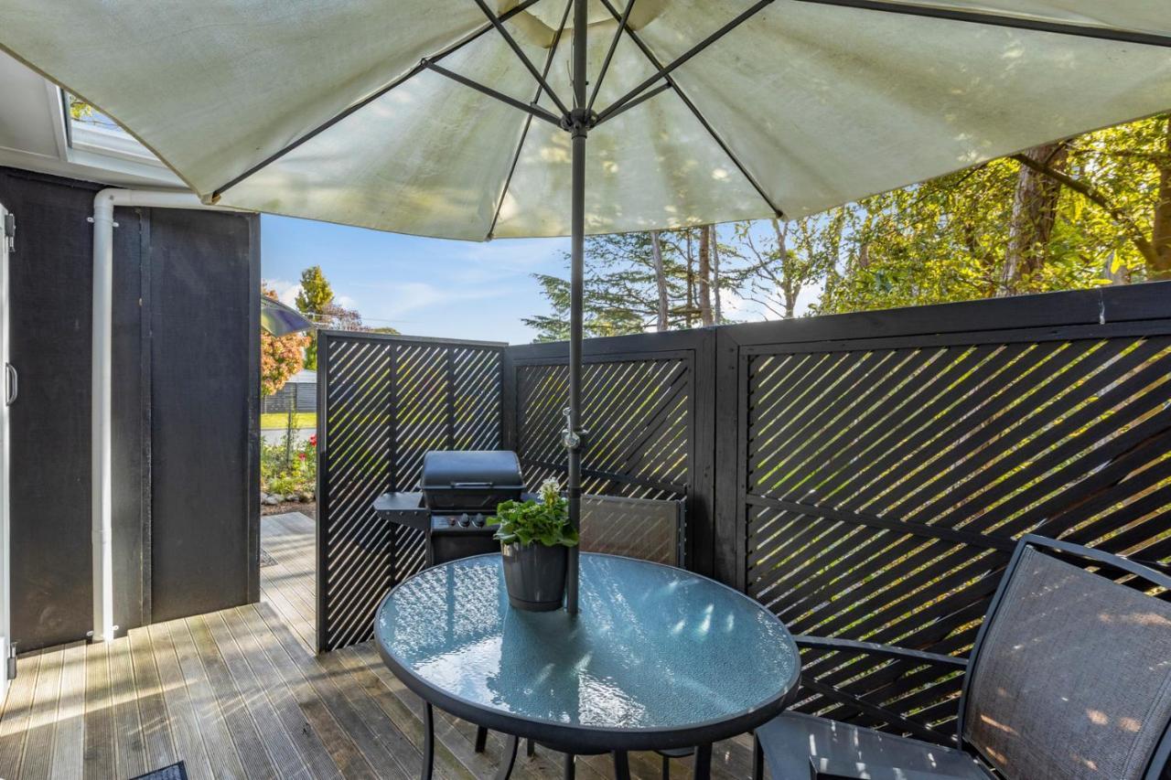 Bellbird Cottage - Lake Taupo Bach Waitahanui Bagian luar foto